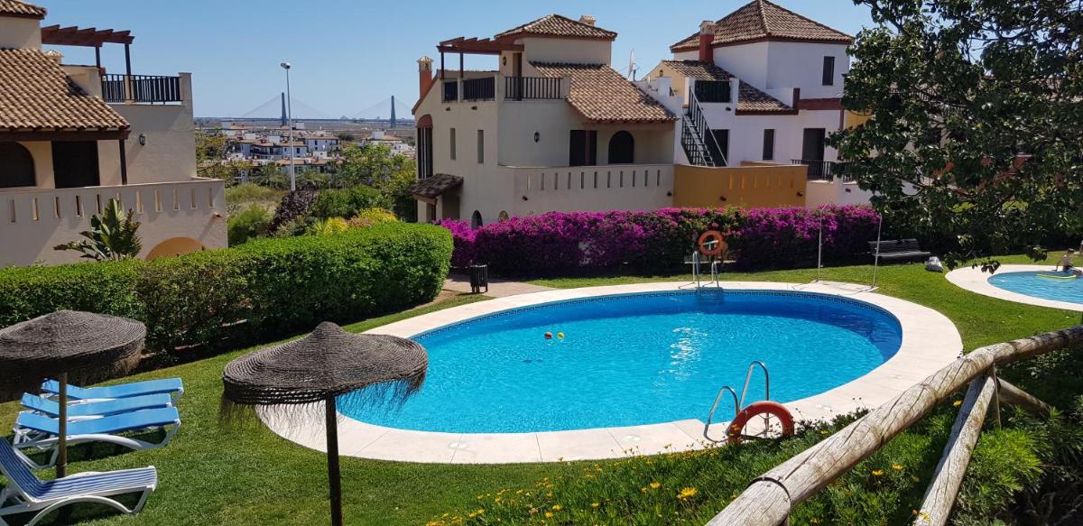 Costa Esuri, 3 Bedroom House, Ayamonte - Housity