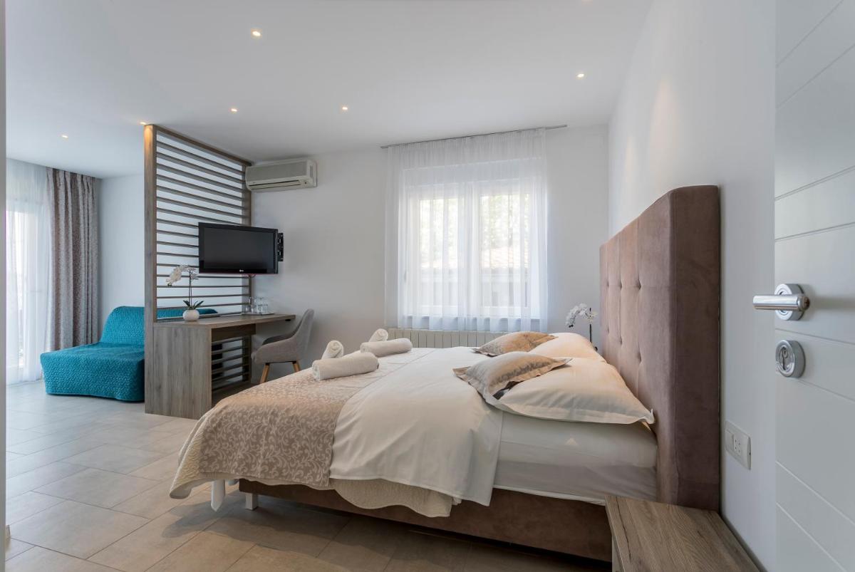 Pansion Casa - Housity