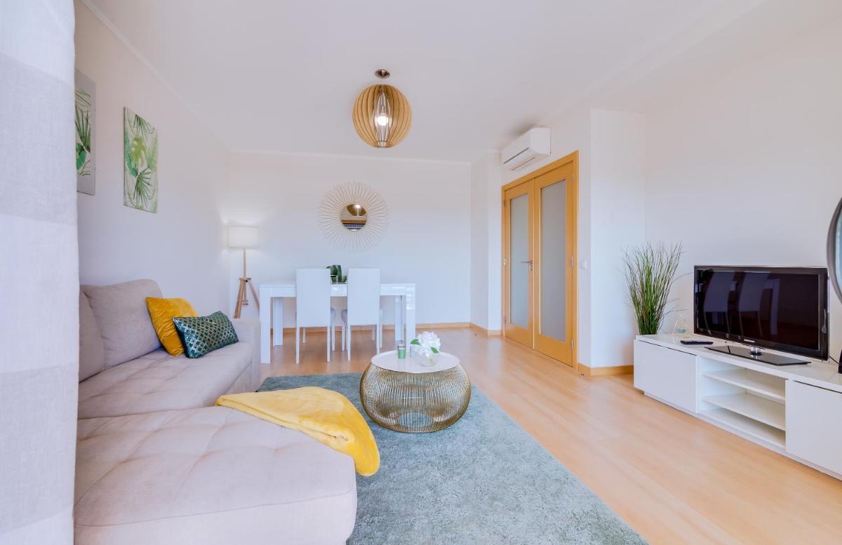 Ria House - beautiful apartment with swiming pool - Housity