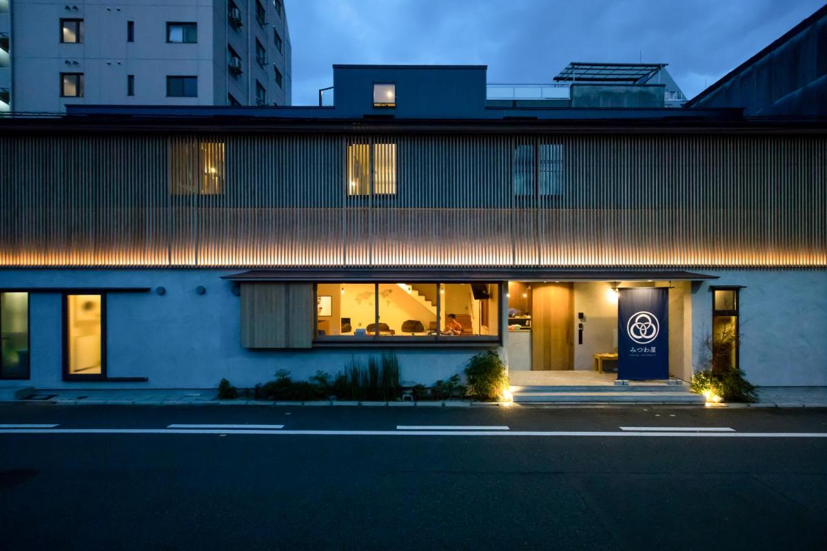 Hostel Mitsuwaya Osaka - Housity