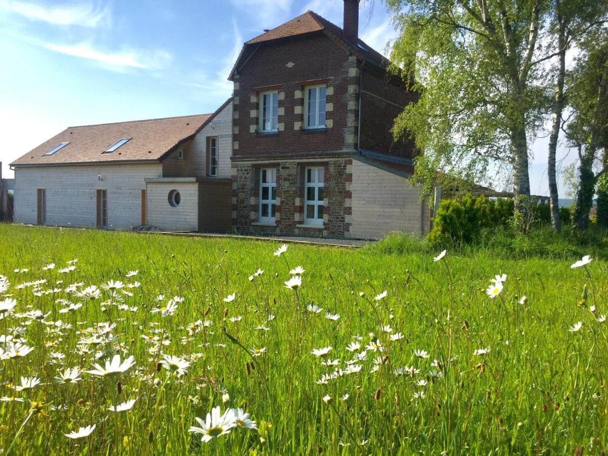 Galerie, Tumulus de la Hogue - Housity