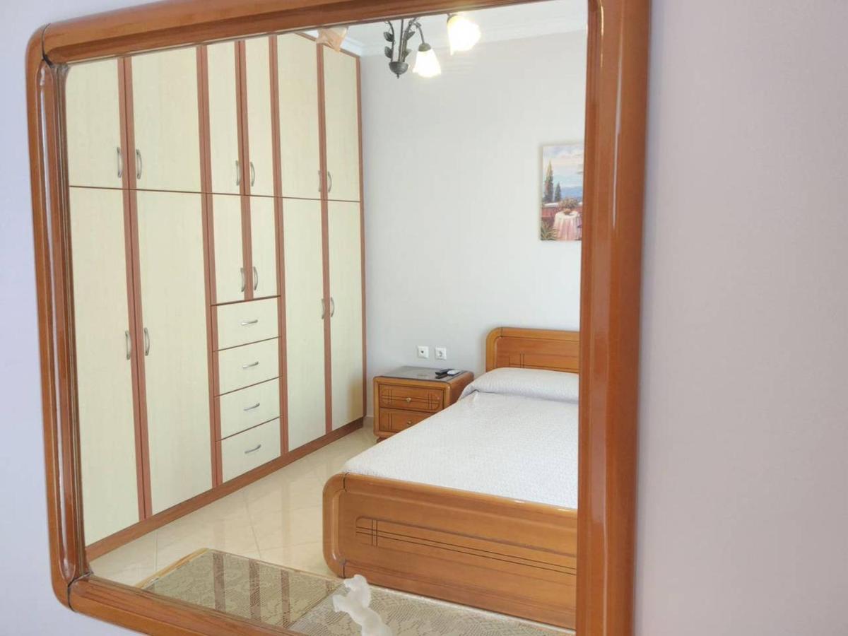 Paradise House - Housity