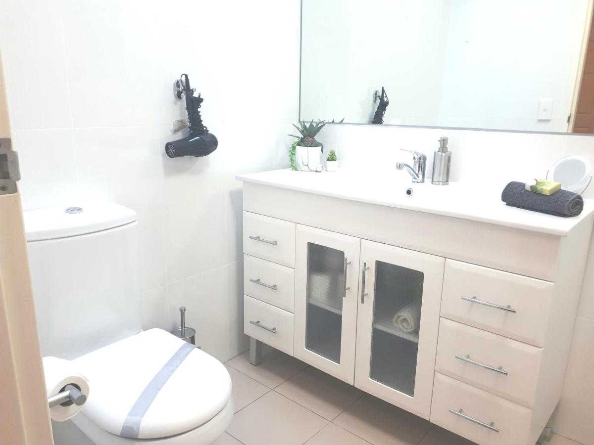 Suitetrails - Palm Garden Villa-Apt - Tropical Oasis at Cronulla Beach