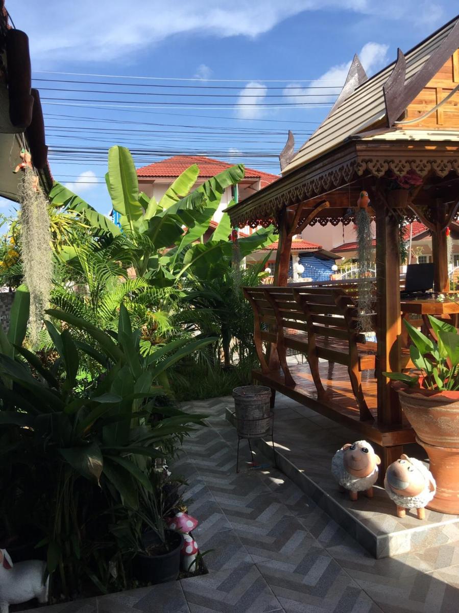 WaruneeVilla - Housity