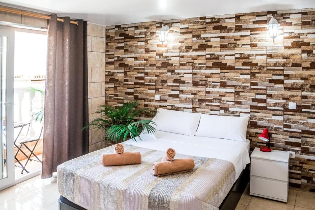 Hostel Poseidon - HM - Housity