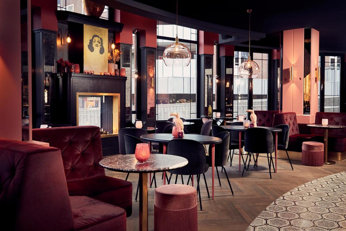 Van der Valk TheaterHotel De Oranjerie - Housity