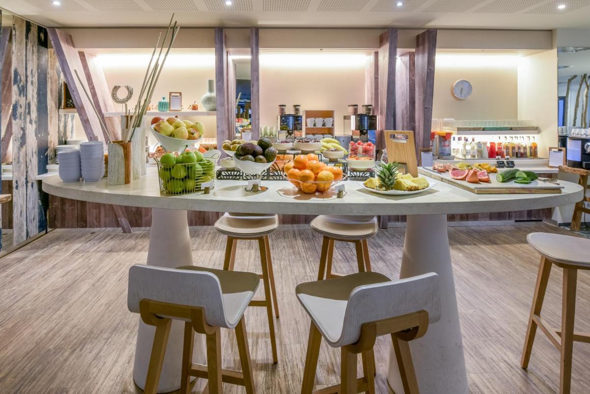 Nourriture dans l'hôtel ou à proximité
