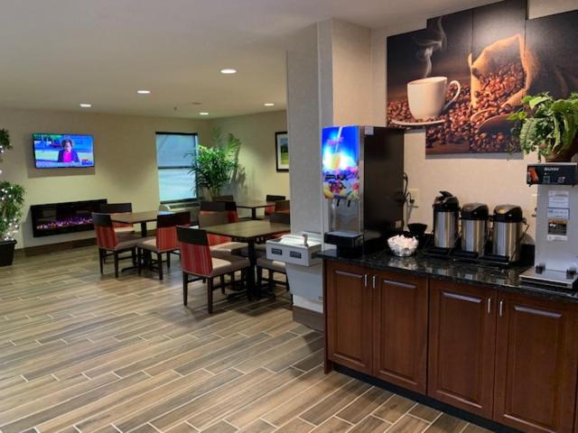 Inn at Clinton - Housity