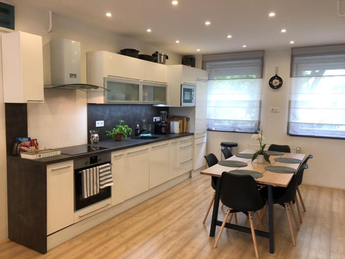 Szentálom Apartman - Housity