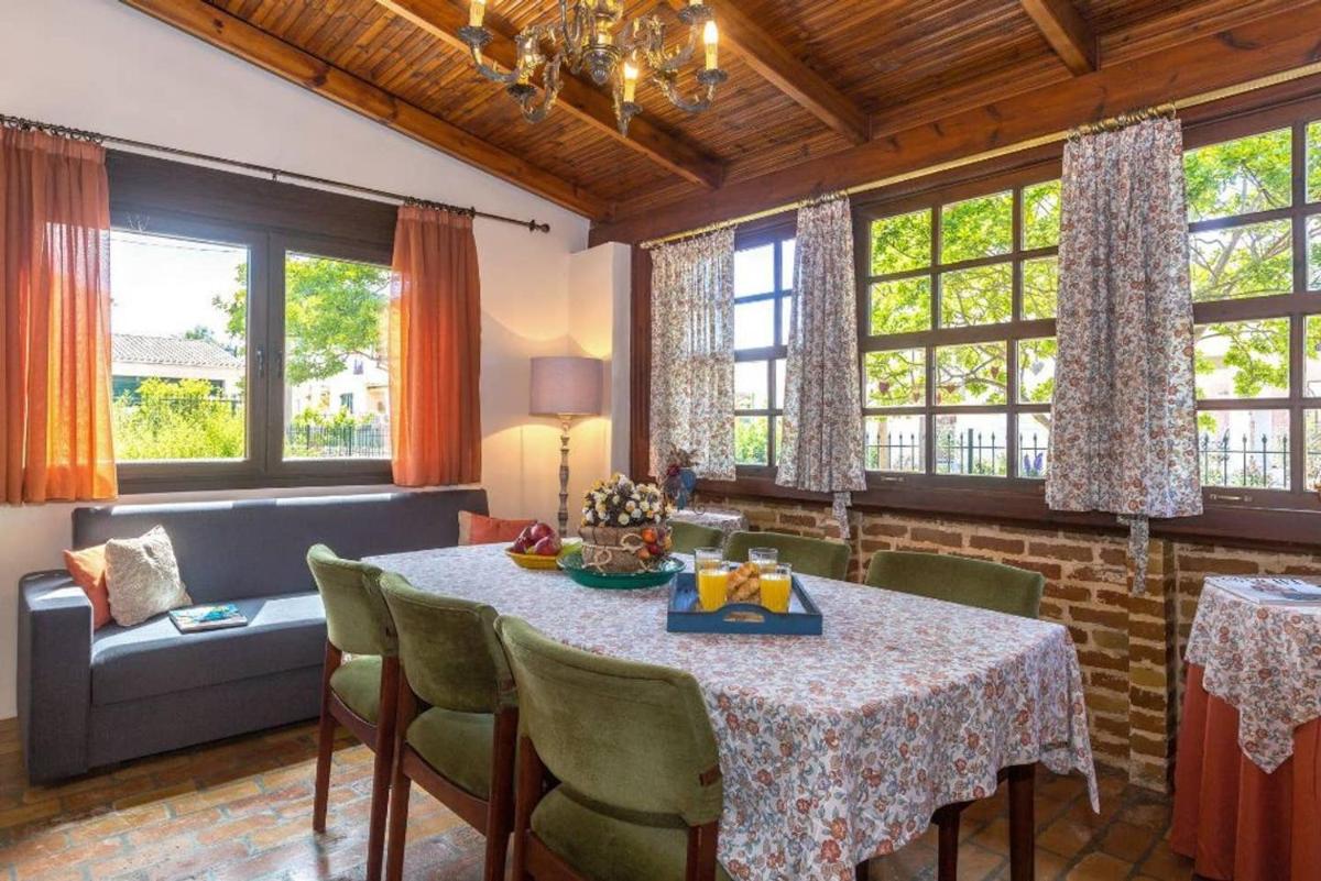 Maria's Countryside House - Hizvo