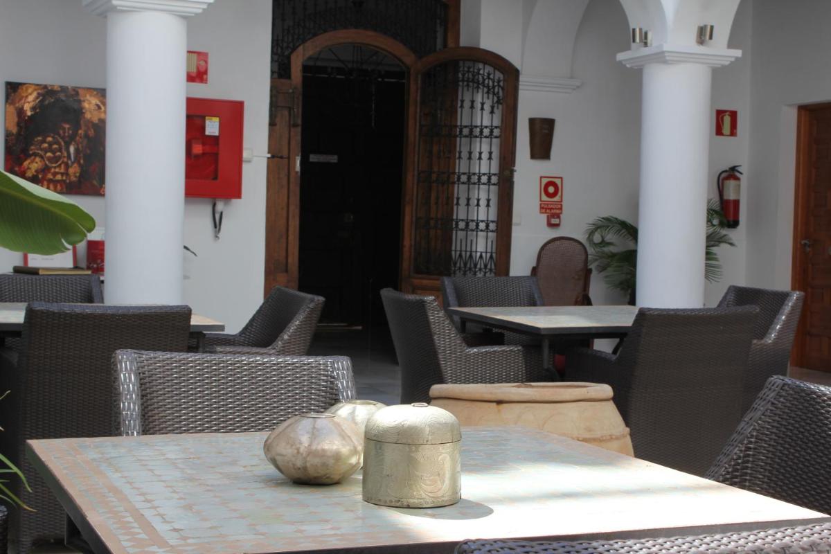 Suitetrails - Hotel Palacio Blanco