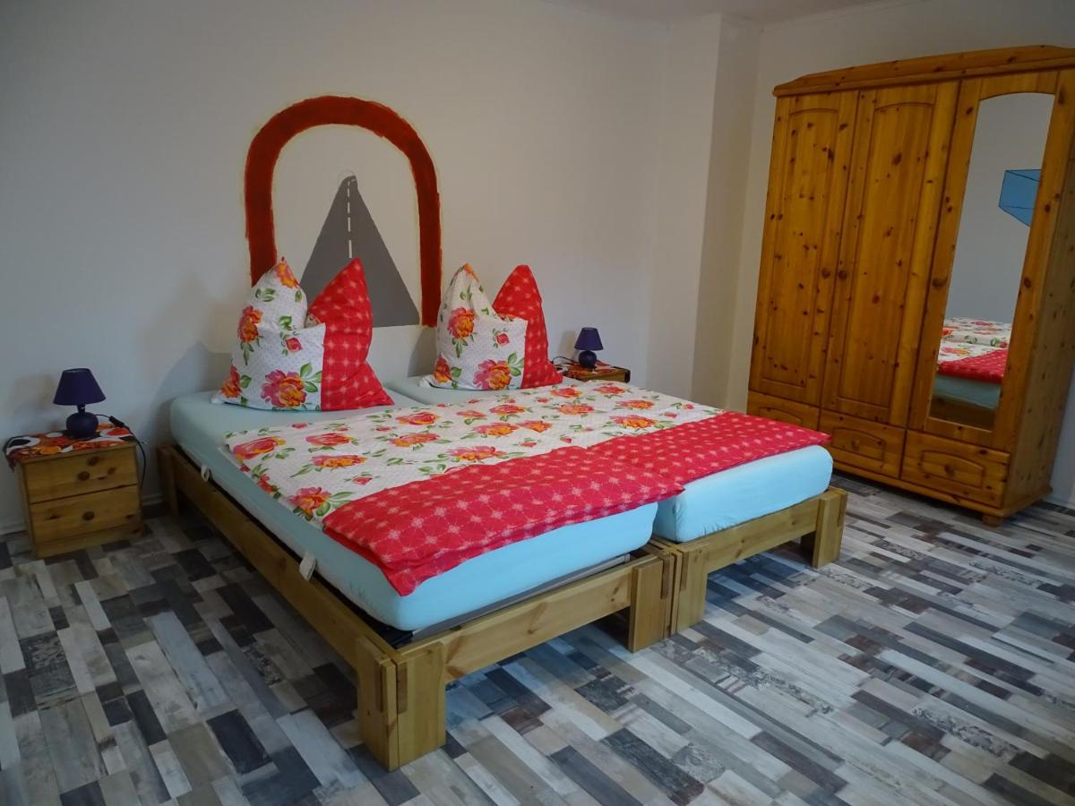 Monteurwohnung in Warstein - Housity