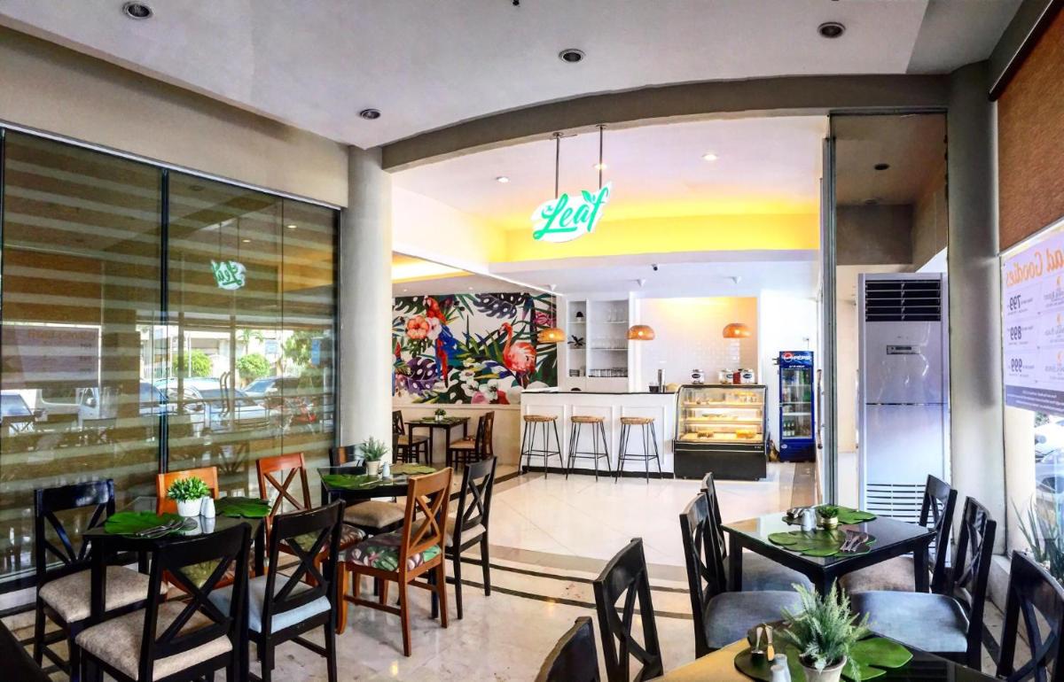 Eon Centennial Plaza Hotel - Housity