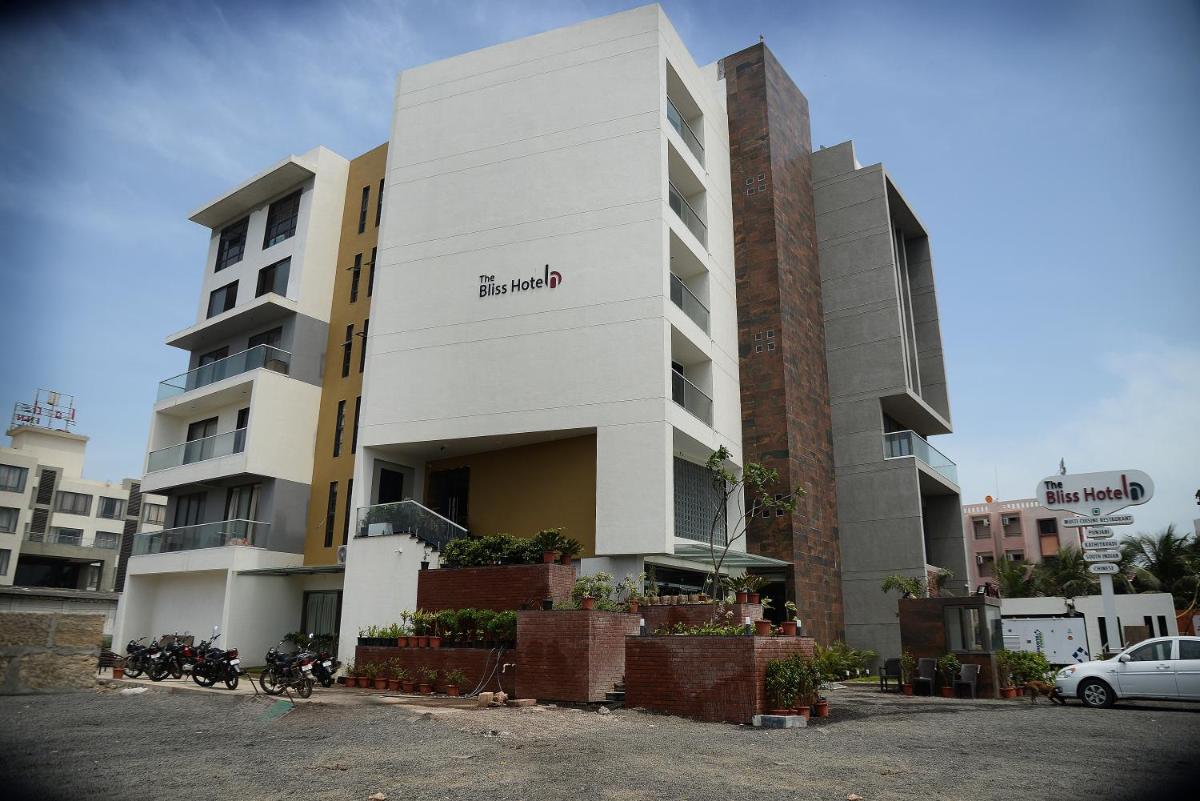 The Bliss Hotel - Housity