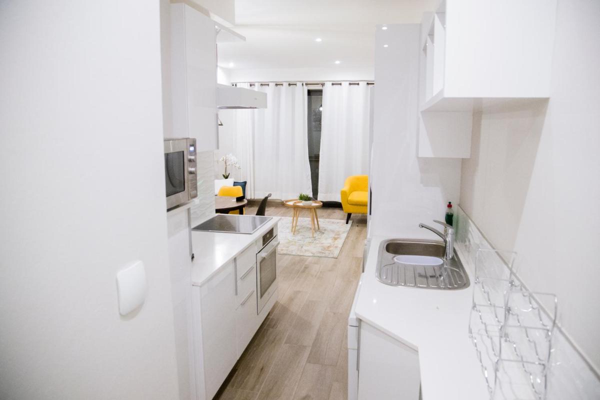 Apartment 617 The Regency - Housity
