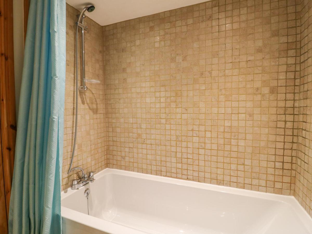 Forge Cottage - Housity