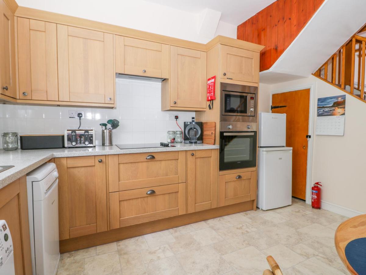 11 Church Street - Housity