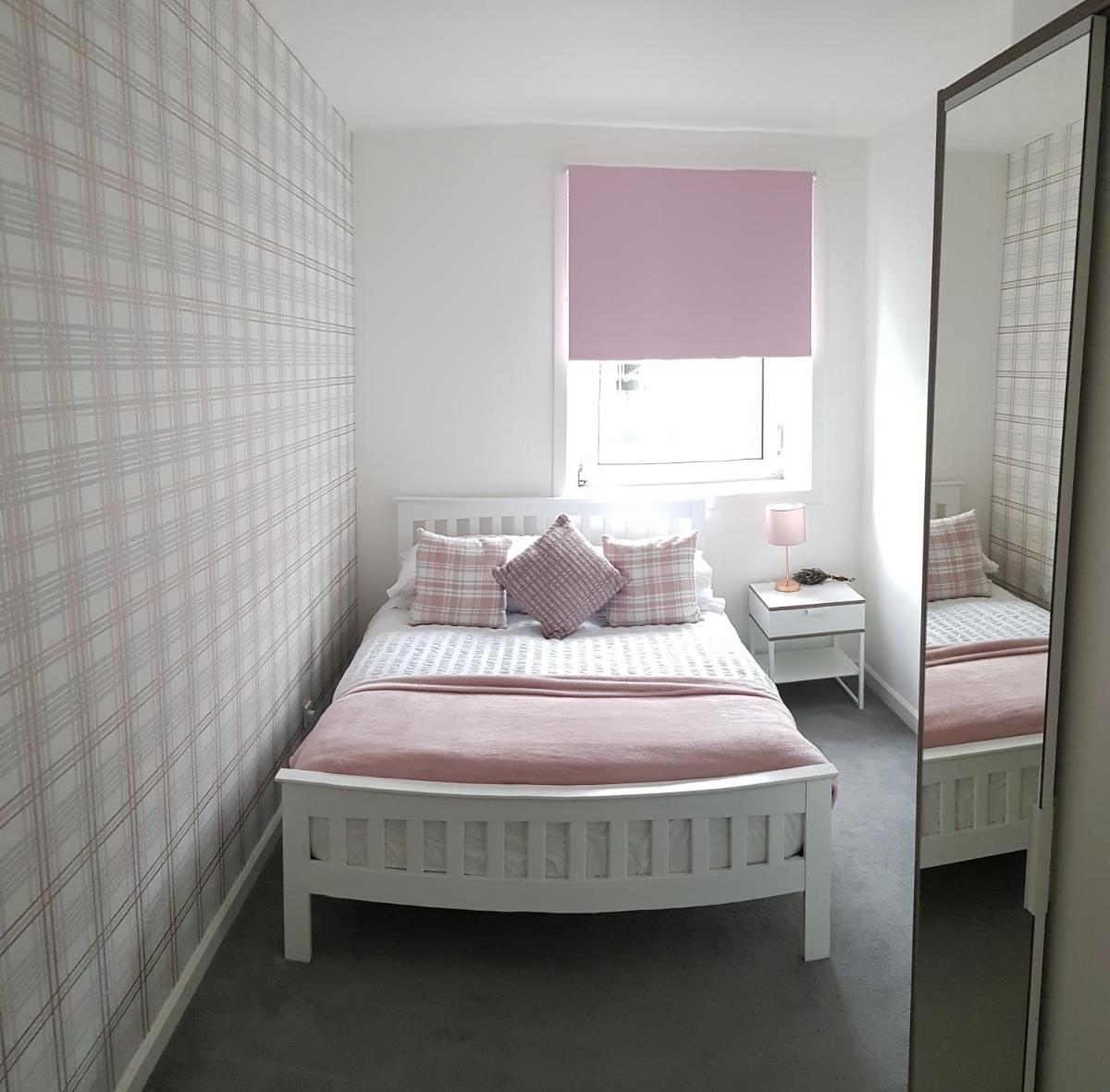 Bespoke Tours Scotland Accommodation @ Morrison Street - Housity