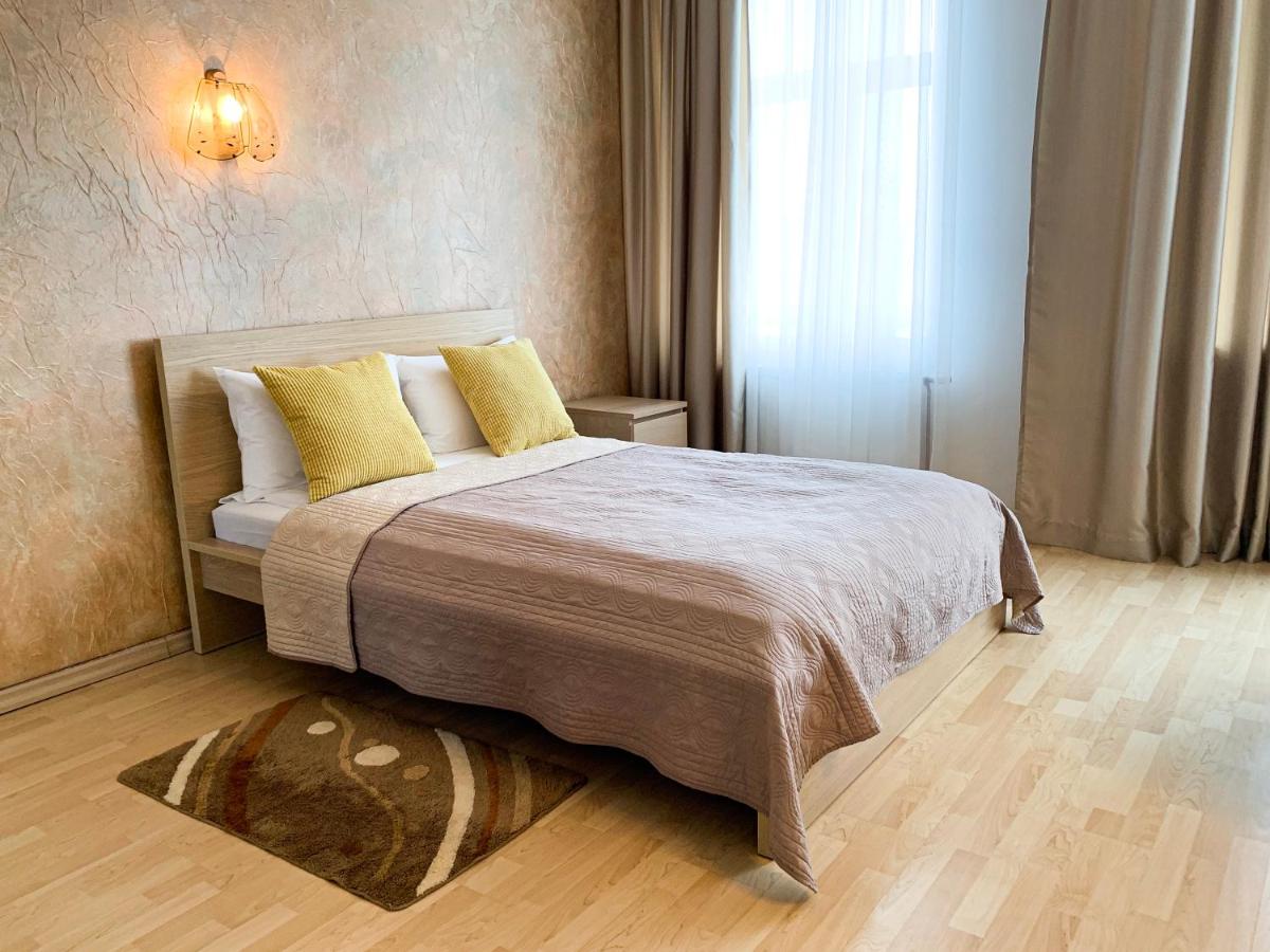 City Inn Riga Apartment, Old Town History Heritage with parking - Housity