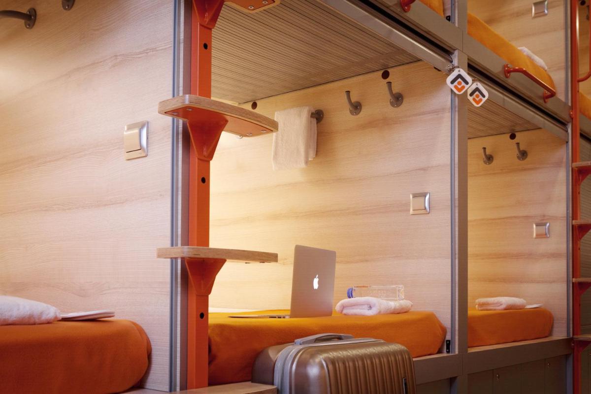 GettSleep Sheremetyevo Airport Terminal Aeroexpress - Housity