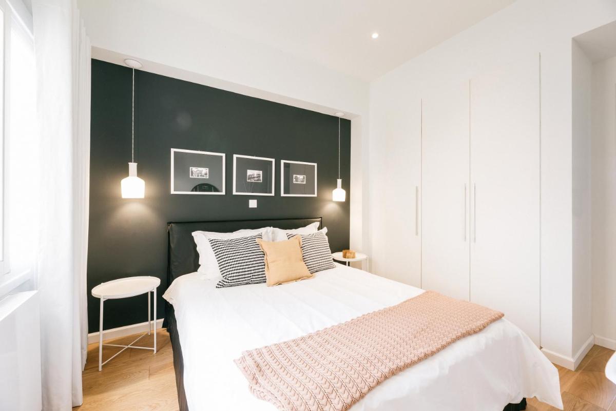 Lori Margariti Sea View Flat - Housity