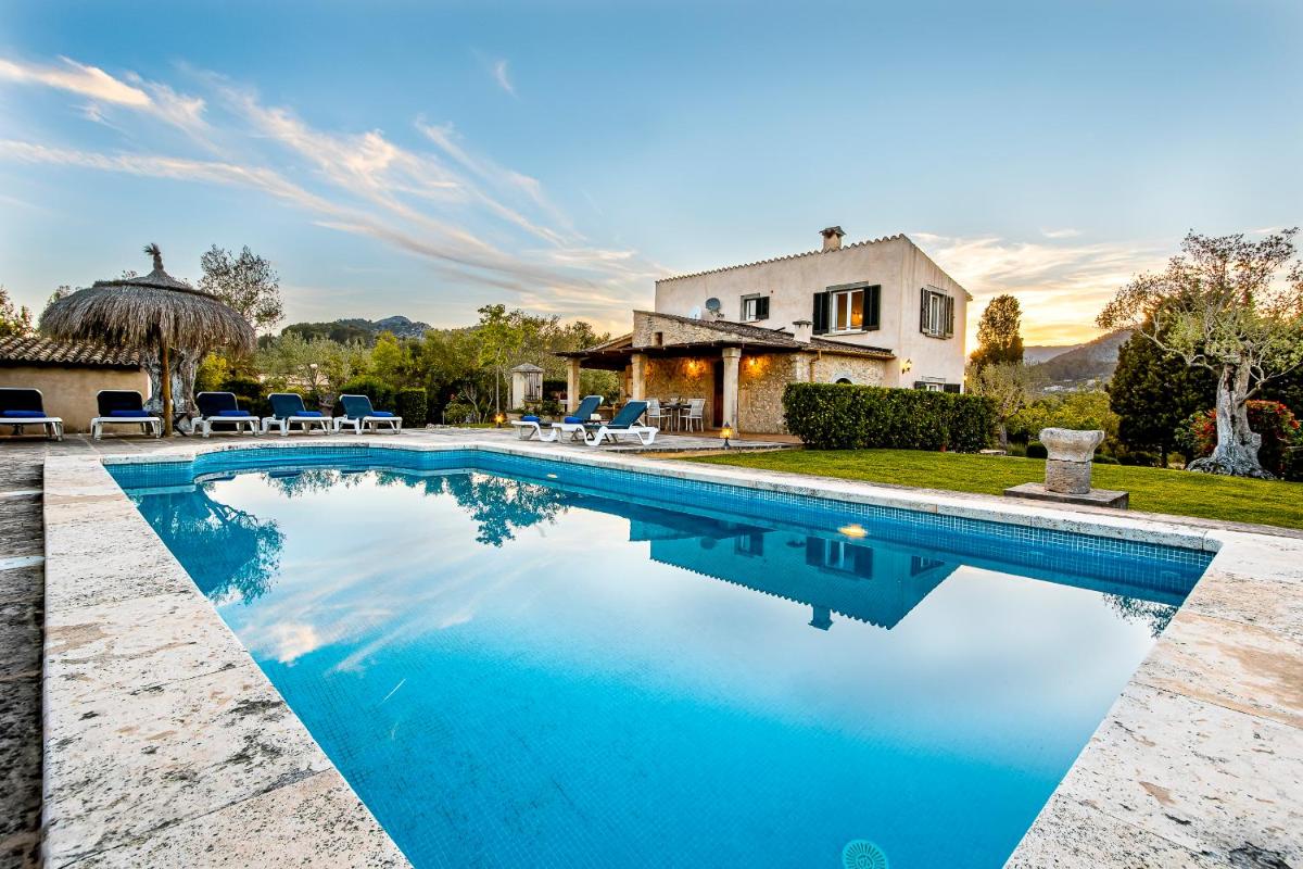 Villa Marina Alt By homevillas360 - Housity