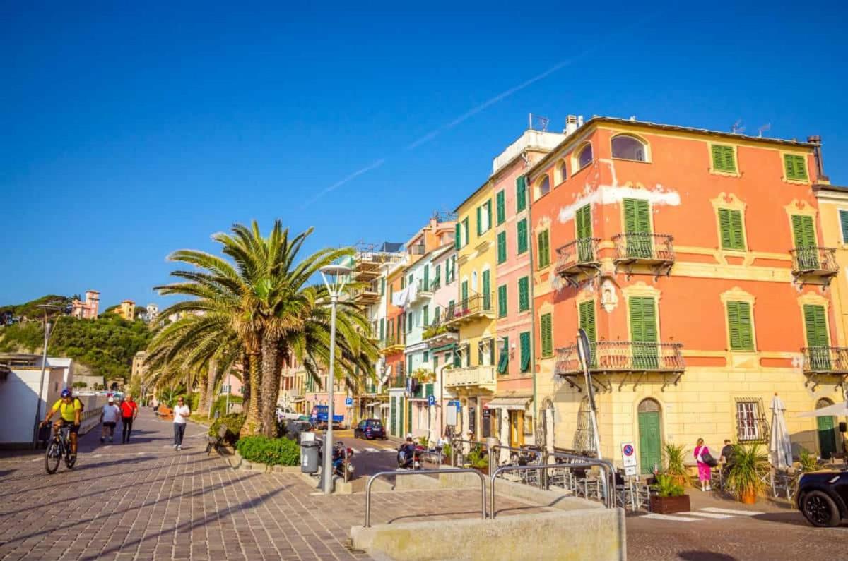 Hotel Tirreno - Housity