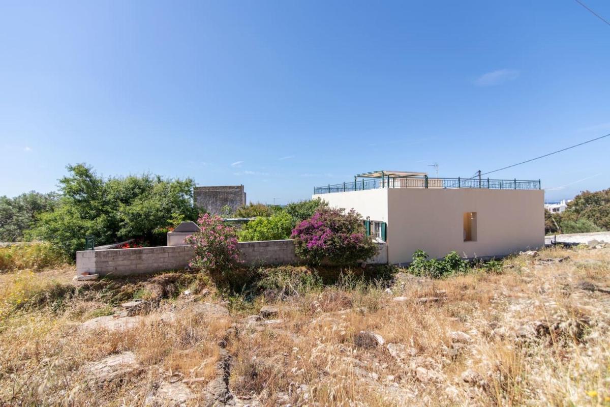 Home In Tinos Town (3 bedrooms) - Housity