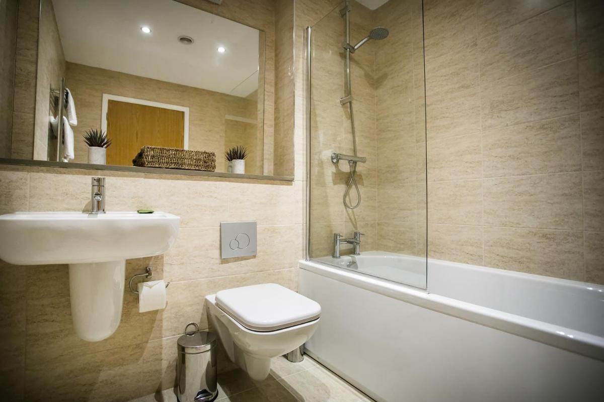 The Stratford Park Hotel & Golf Club - Housity