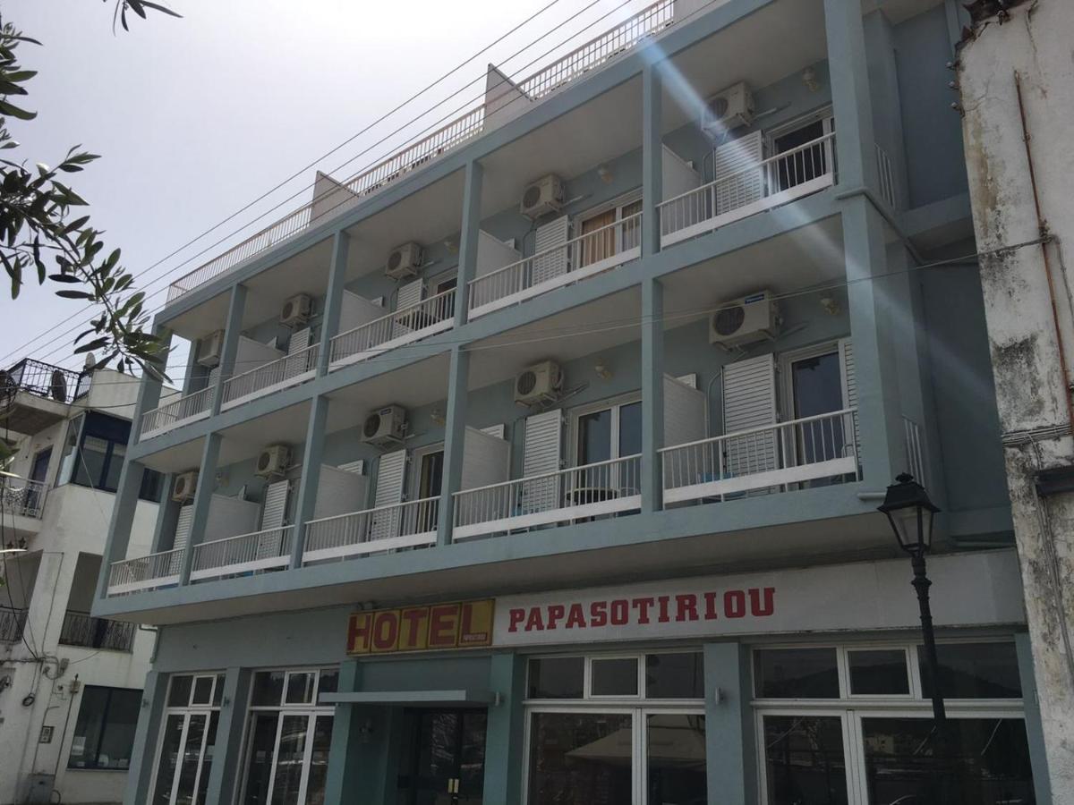 Hotel Papasotiriou - Housity