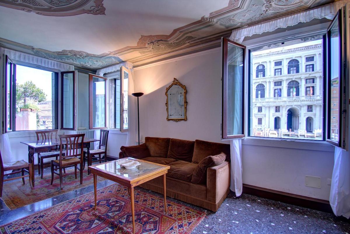 GRITTI Grand Canal - Housity