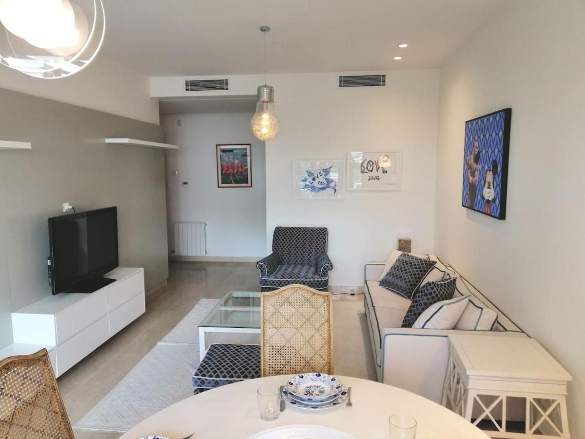 luxueux pied-à-terre avec jardin et garage privés - Housity