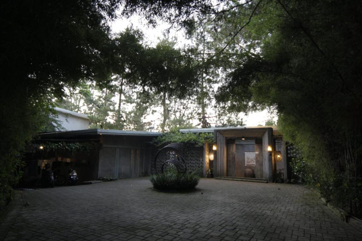 Ruth's Bed & Breakfast - Housity