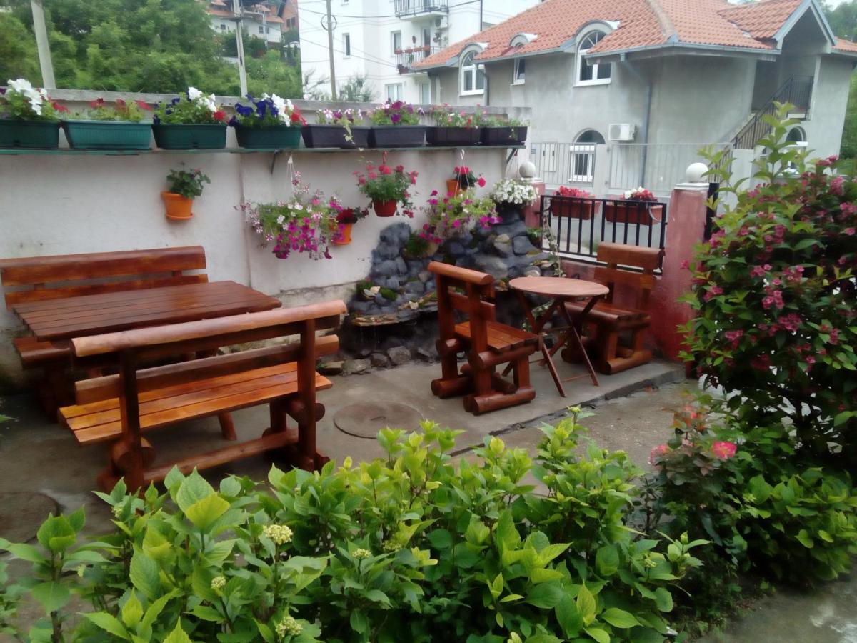 Guest house Mirijevski Konak - Housity