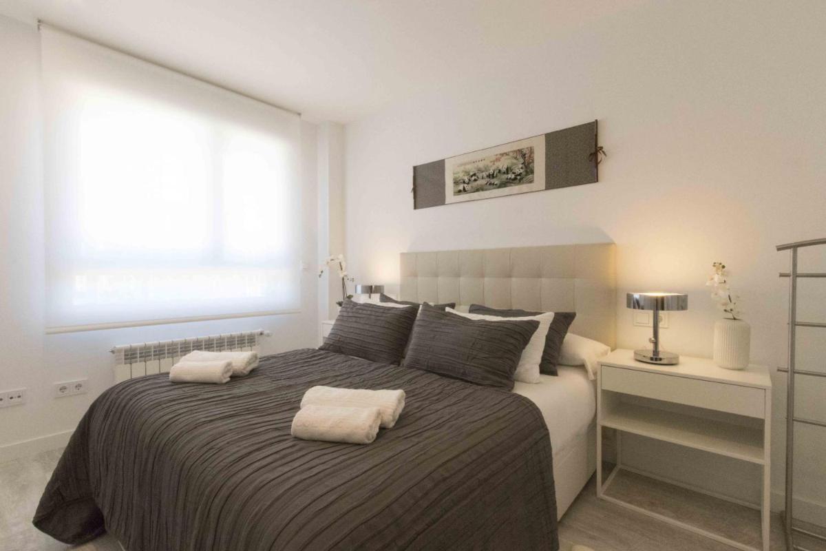 The Rentals Collection - Issar - Housity