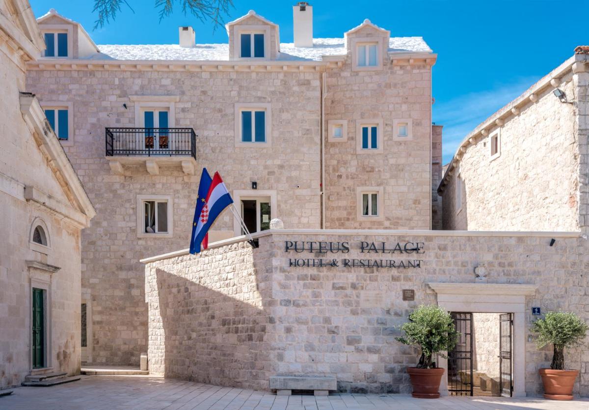 Puteus Palace Heritage Hotel - Housity