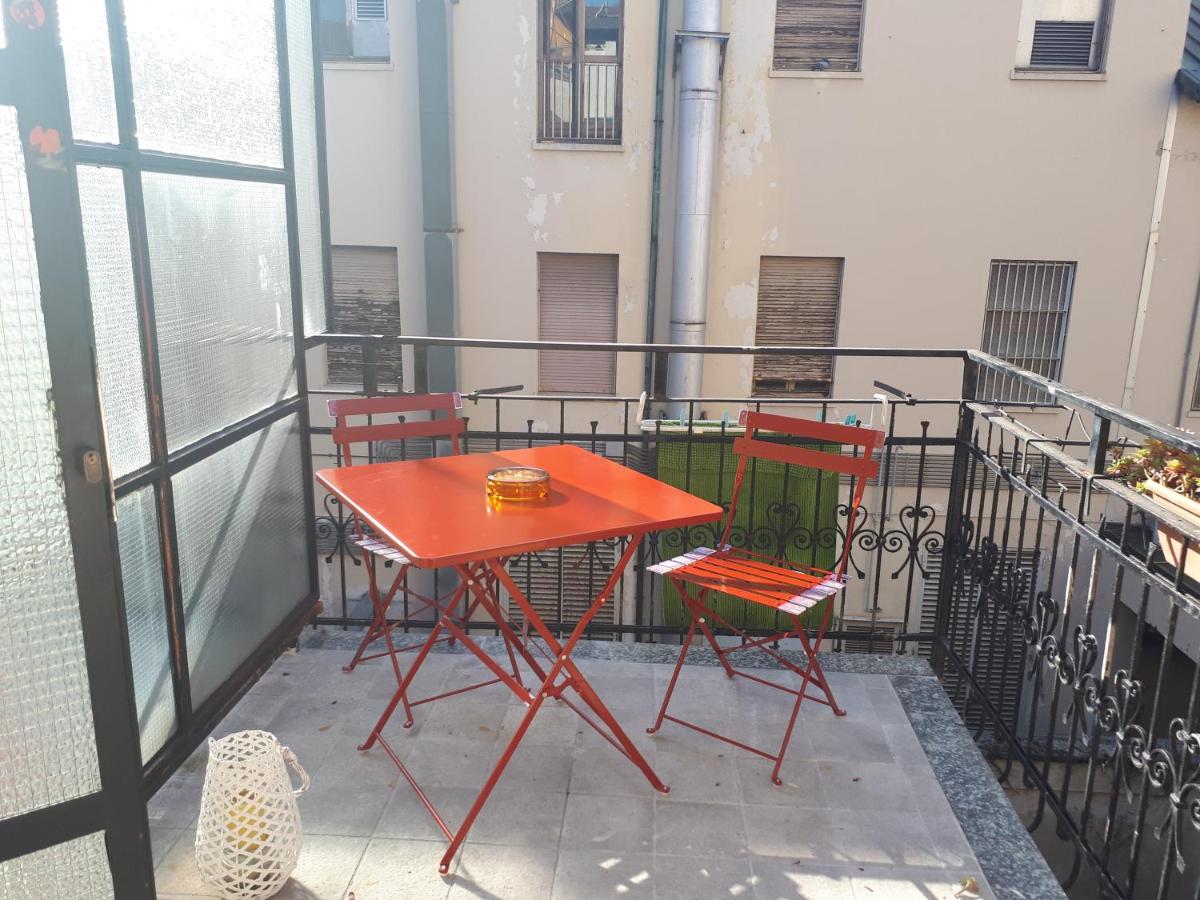 Old Milan Style House - Housity