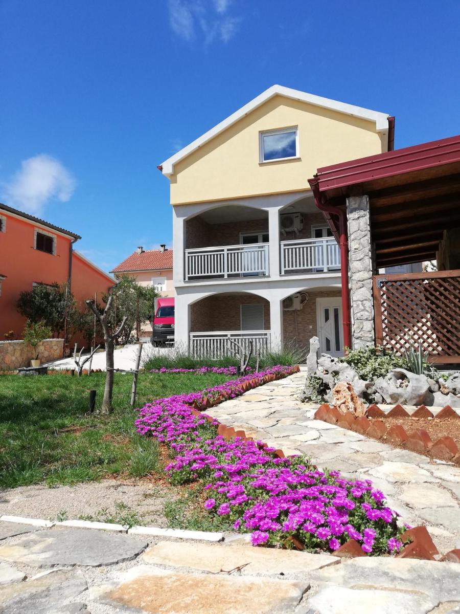 Apartmani Mala Sirena - Housity