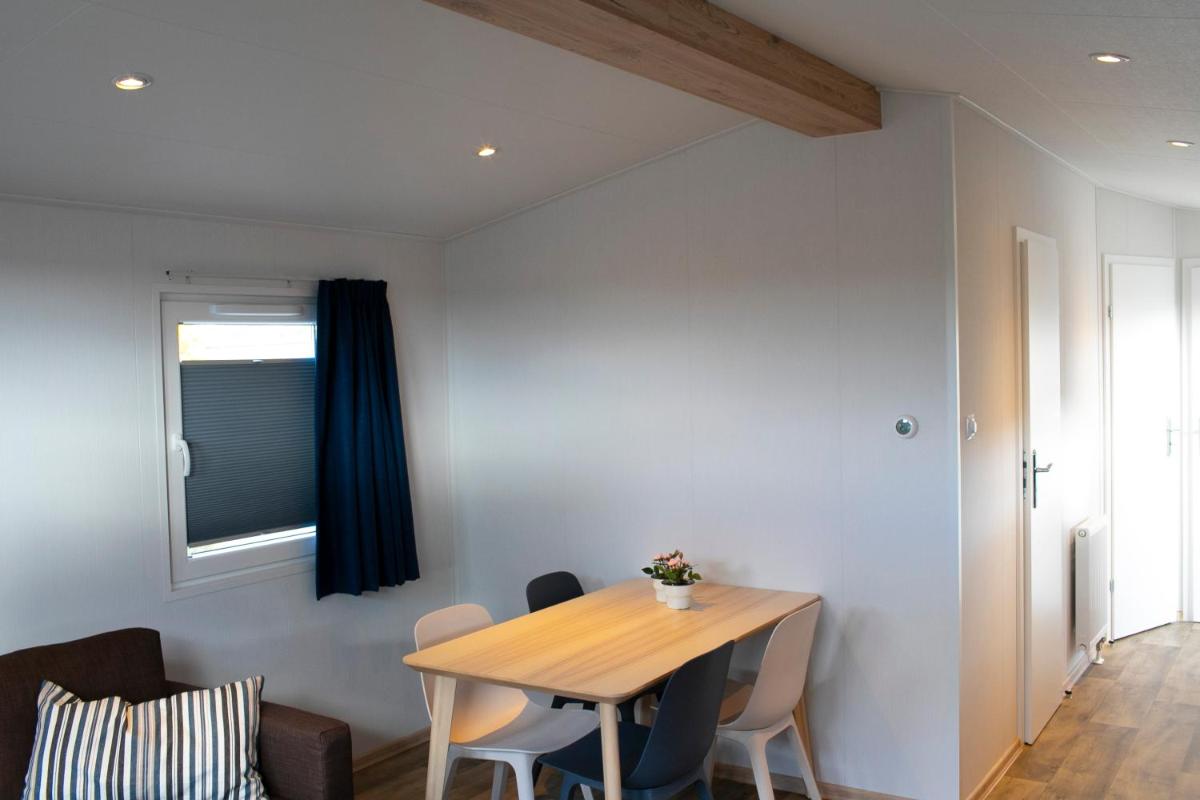 Zuiderzee-chalet 22 - Housity