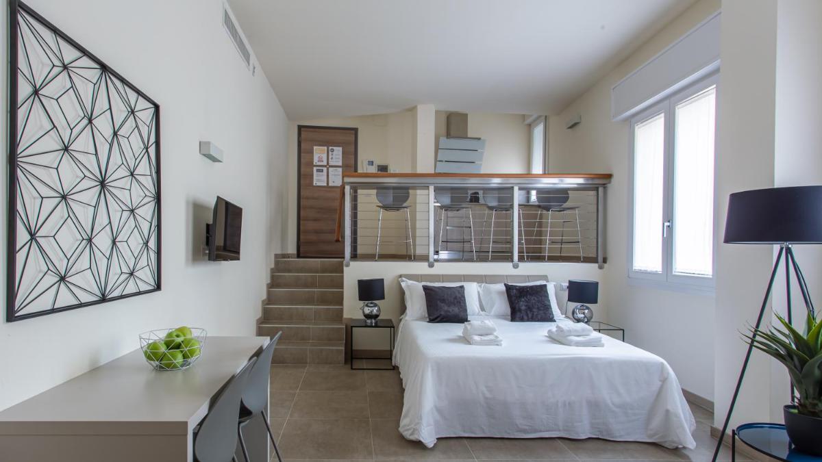 Erïk Langer Pedrocchi Suites - Housity