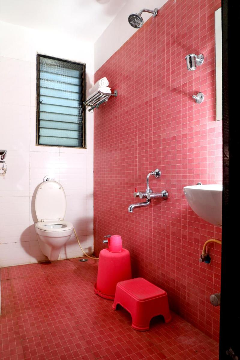 Hotel Sai Grand Castle Inn - Housity