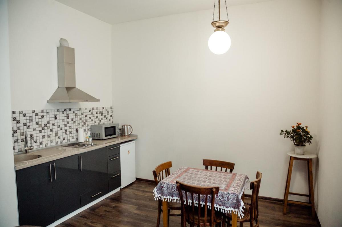 Suitetrails - Tbilisi Apartment