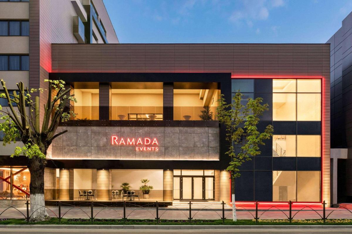 Ramada by Wyndham Ramnicu Valcea - Housity