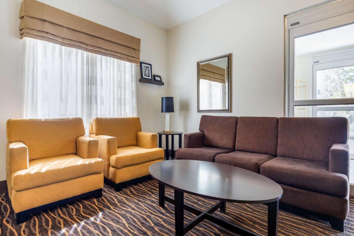 Sleep Inn near Great Lakes Naval Base - Housity