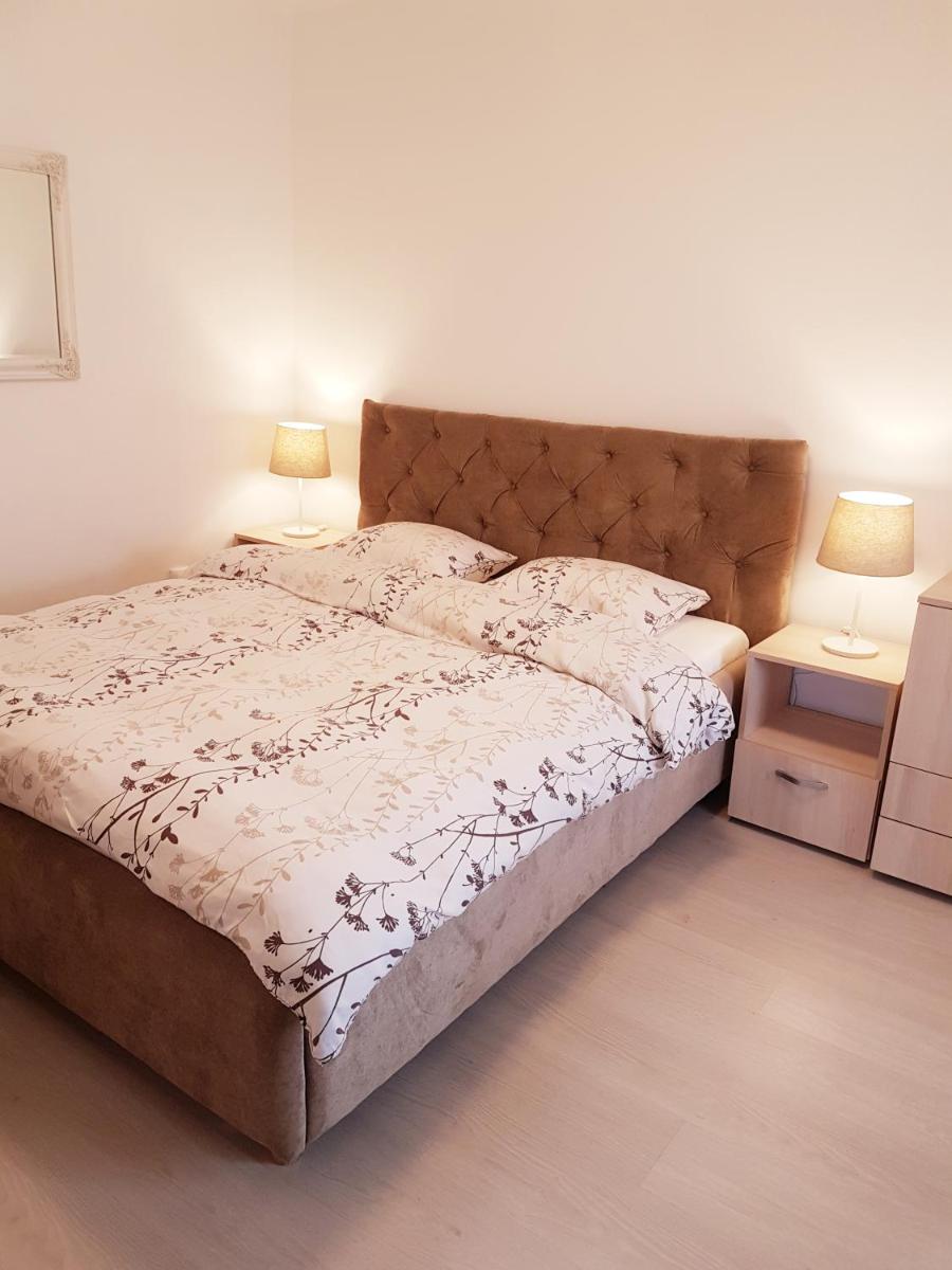 Cozy House Decebal - Housity