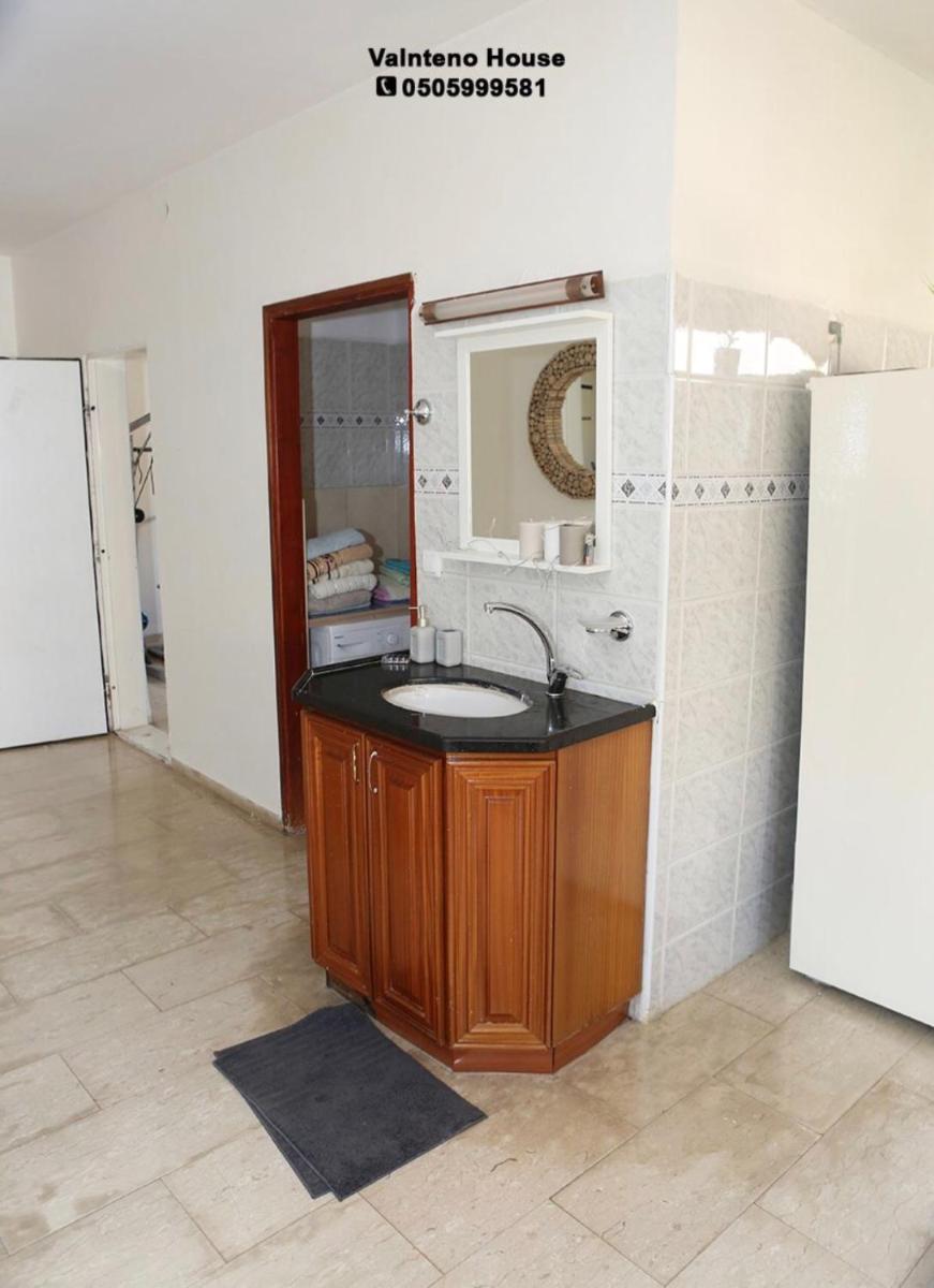 valentine House - Housity