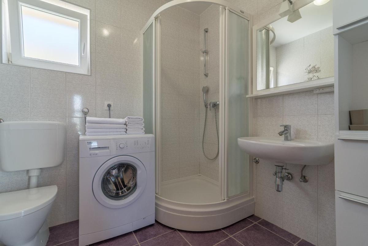 Apartments Enona - Housity
