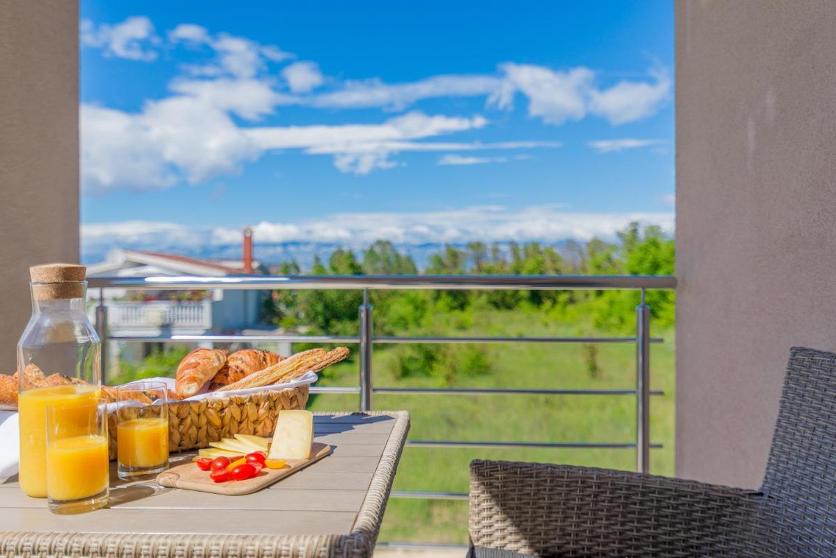 Apartments Enona - Housity