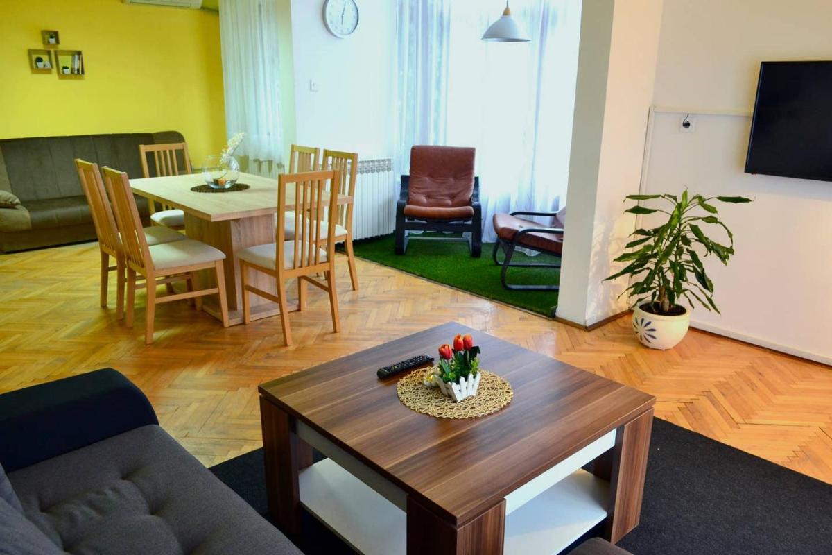 Riverside apartment #1. View over Fortress Kastel - Housity
