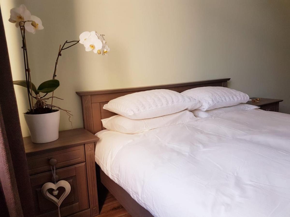 Sunny apartment right by the sea - Housity
